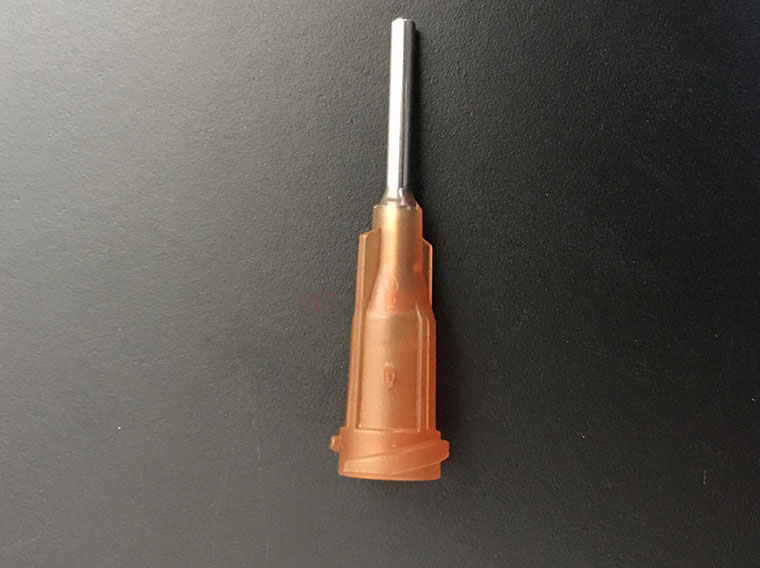 VMATIC VCL15050-1000. Наконечник дозатора TE 15G X 1/2" AMBER DIAM 1.36 x 1.80MM (QTY=1000)