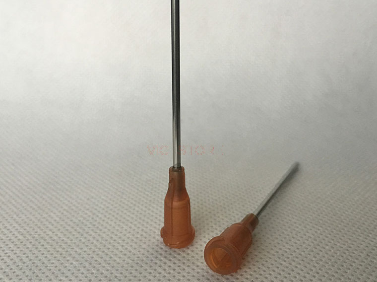 VMATIC VCL15150. Наконечник дозатора TE 15G X 1 1/2" AMBER DIAM 1.36 x 1.80MM (QTY=50)