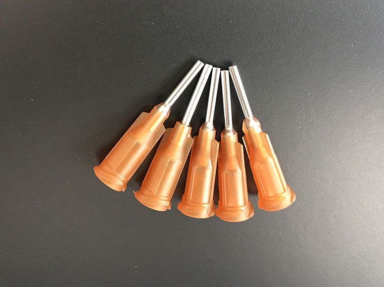 Наконечник VMATIC VCL15050 для дозатора TE 15G X 1/2" AMBER DIAM 1.36 x 1.80MM (QTY=50)